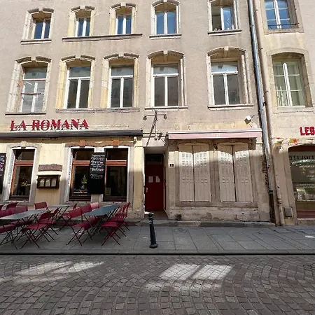 Apartment La Grande Victoria -stanislas & Vieille Ville -50m2 Nancy